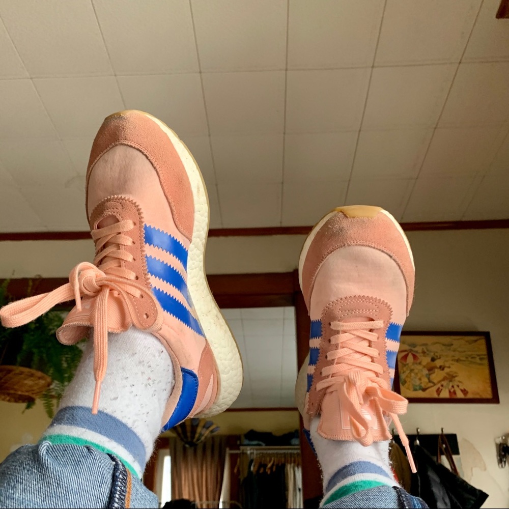 Adidas Sneakers